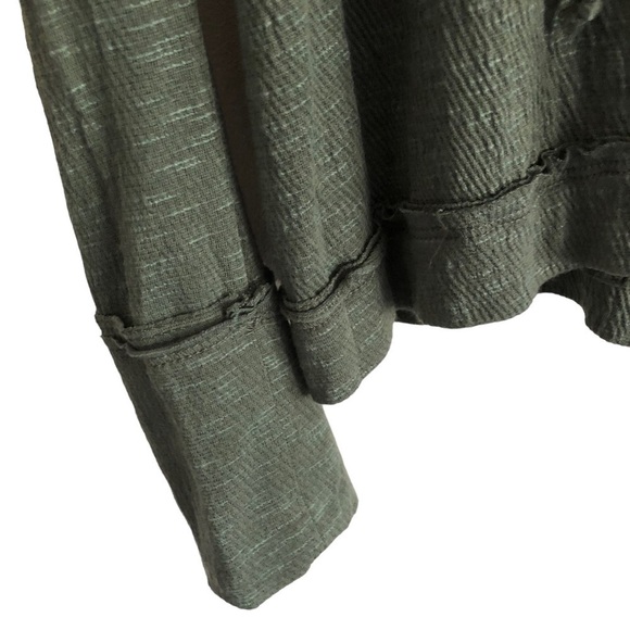 Emory Park Green V-Neck Long Sleeve Boho Top Size Small - Picture 7 of 8